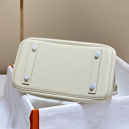 https://www.luxispro.com/image/cache/catalog/Hand%20Bag/Hermes/HM015/4-1000x1000.jpg