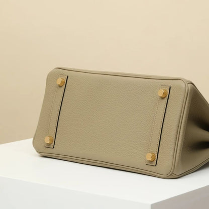 https://www.luxispro.com/image/cache/catalog/Hand%20Bag/Hermes/HM036/5-1000x1000.jpg